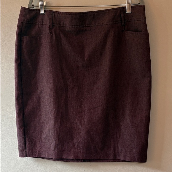 Dressbarn Deep Burgundy Pencil Skirt - Picture 1 of 7